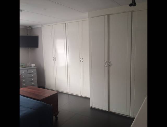 1 BEDROOM TOWNHOUSE FOR SALE IN BOKSBURG NORTH